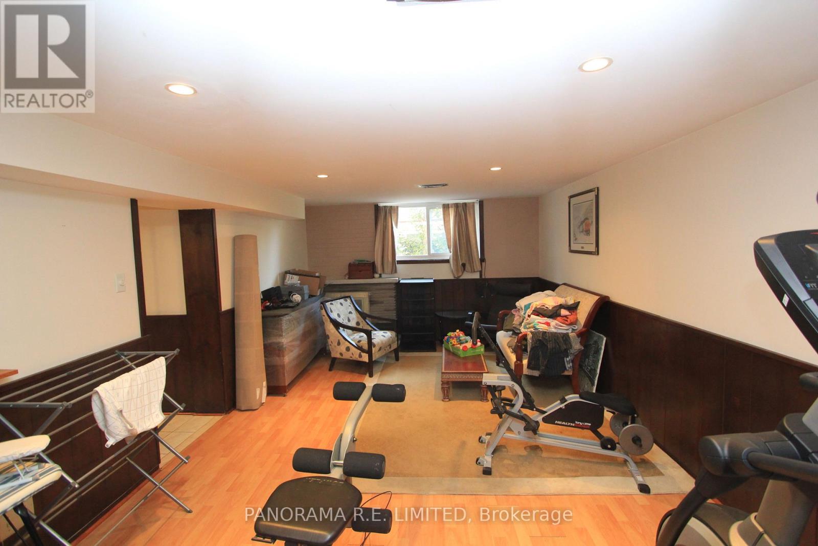 78 Guernsey Drive, Toronto, Ontario  M9C 3A7 - Photo 13 - W12848208