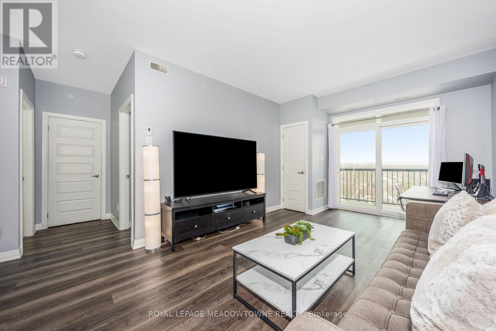 614 - 610 Farmstead Drive, Milton, Ontario  L9T 8X5 - Photo 2 - W12848222