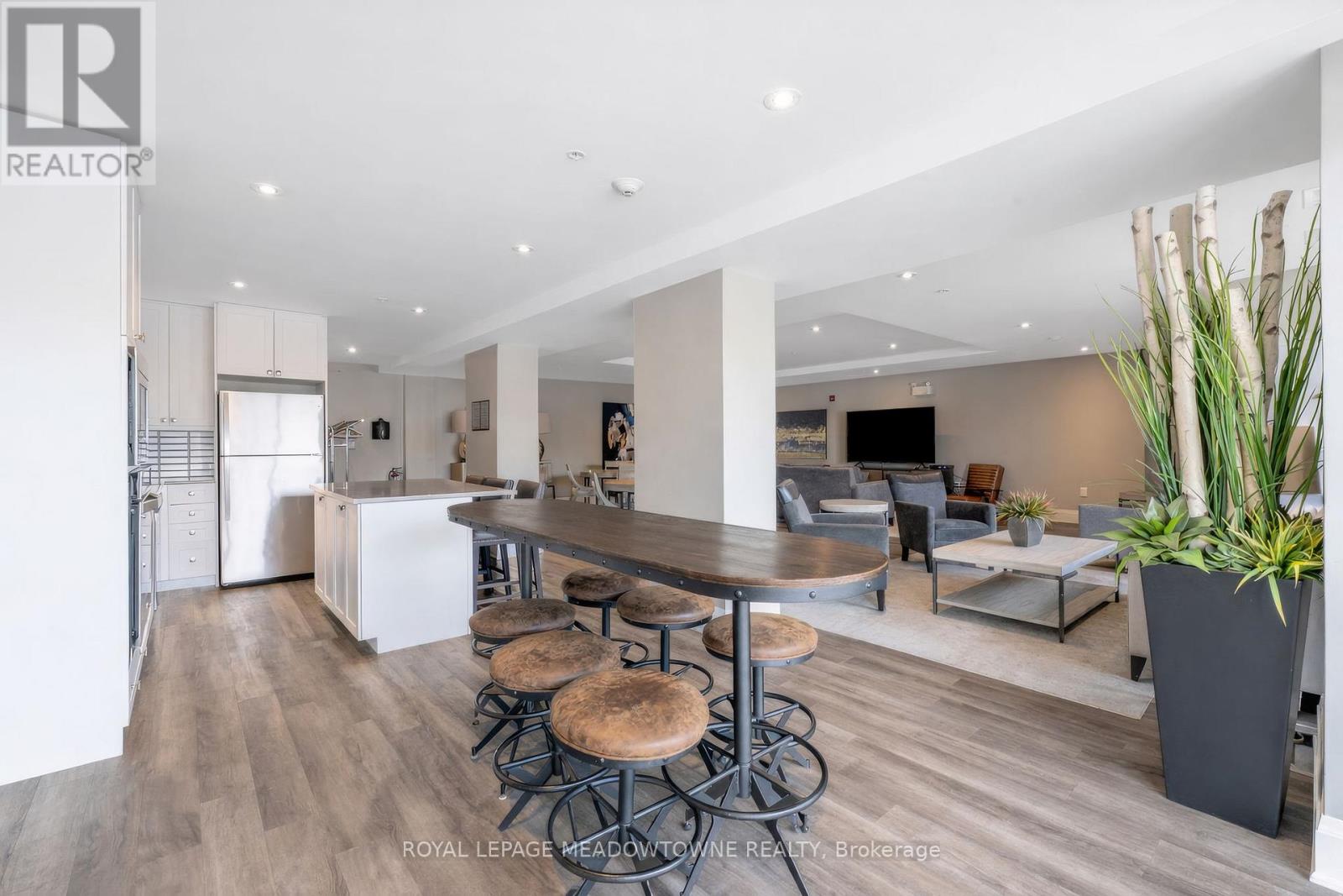 614 - 610 Farmstead Drive, Milton, Ontario  L9T 8X5 - Photo 22 - W12848222