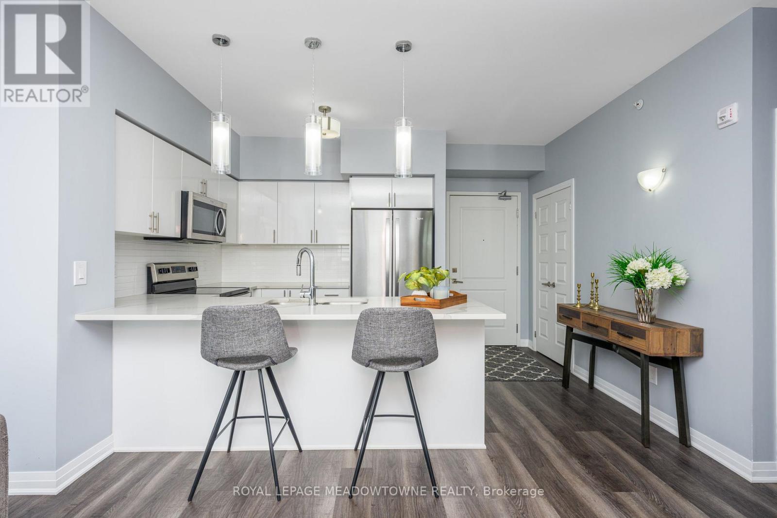 614 - 610 Farmstead Drive, Milton, Ontario  L9T 8X5 - Photo 5 - W12848222