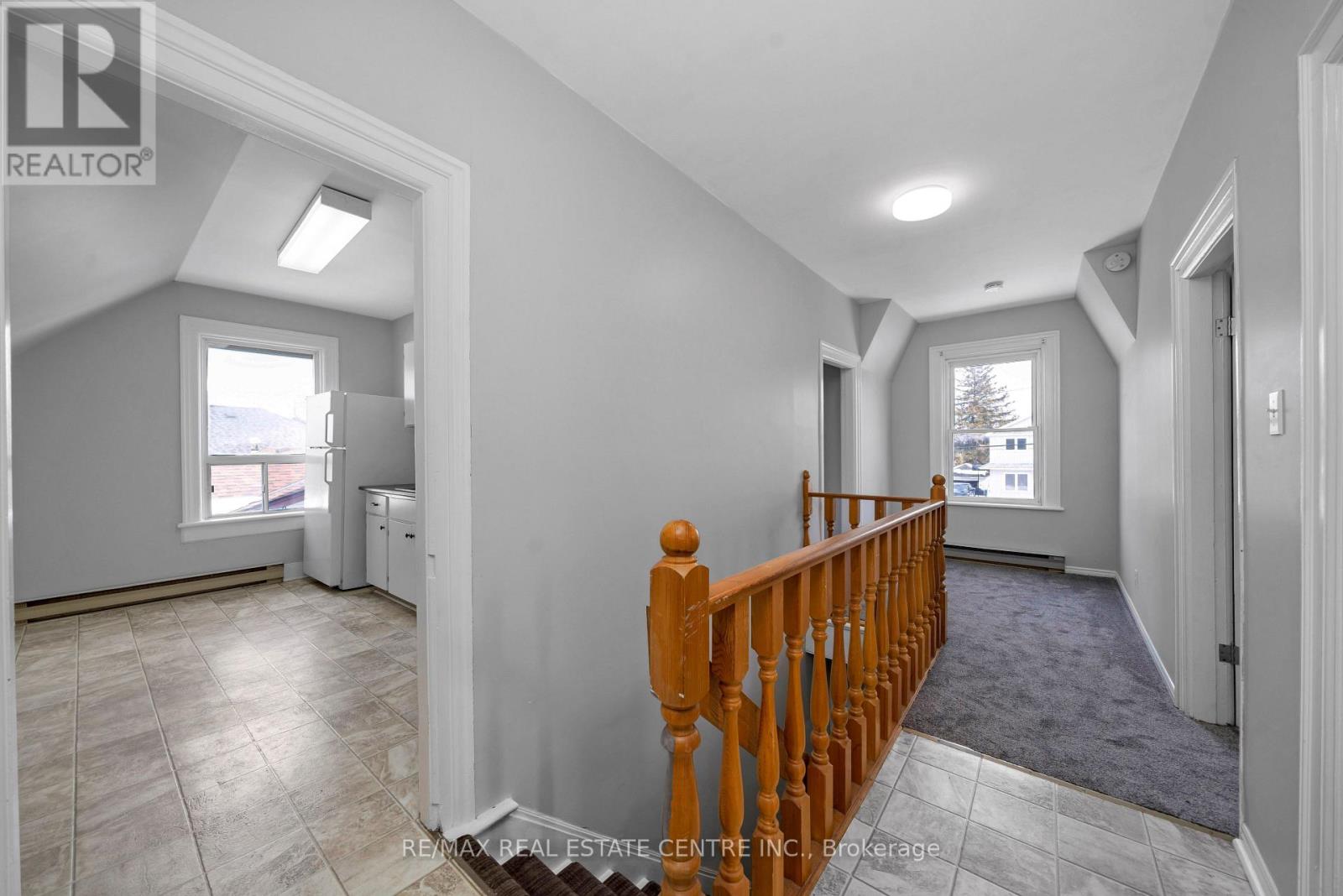 1 - 5 Ontario Street, Halton Hills, Ontario  L7G 3K5 - Photo 5 - W12848326