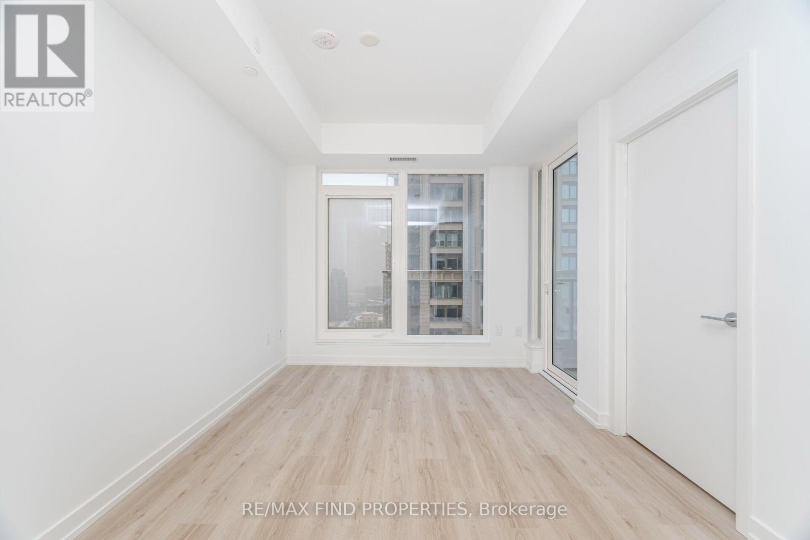 3105 - 395 Square One Drive, Mississauga, Ontario  L5B 0P6 - Photo 16 - W12848330