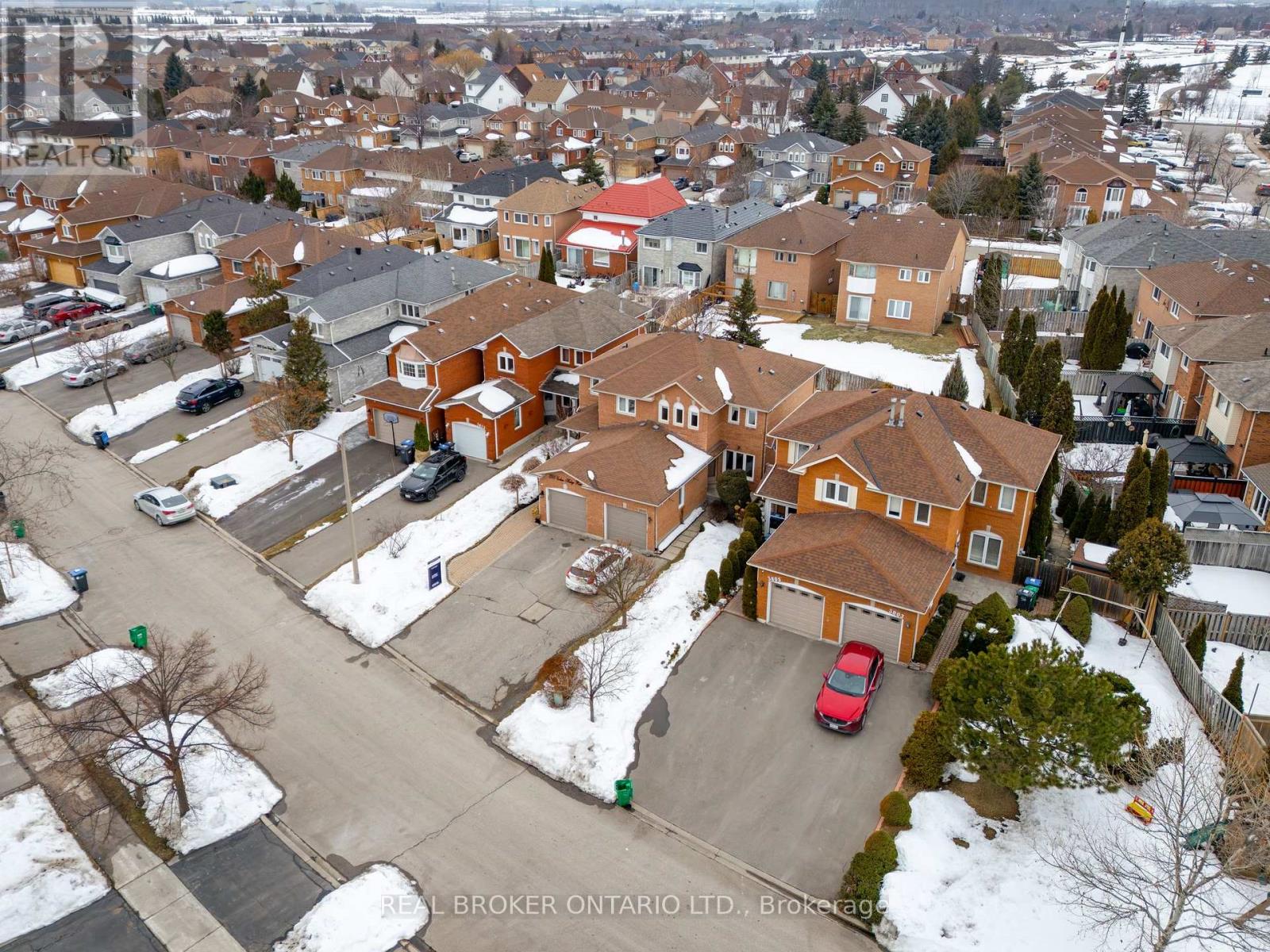 3811 Cedar Hedge Rise, Mississauga, Ontario  L5N 6W5 - Photo 42 - W12848342