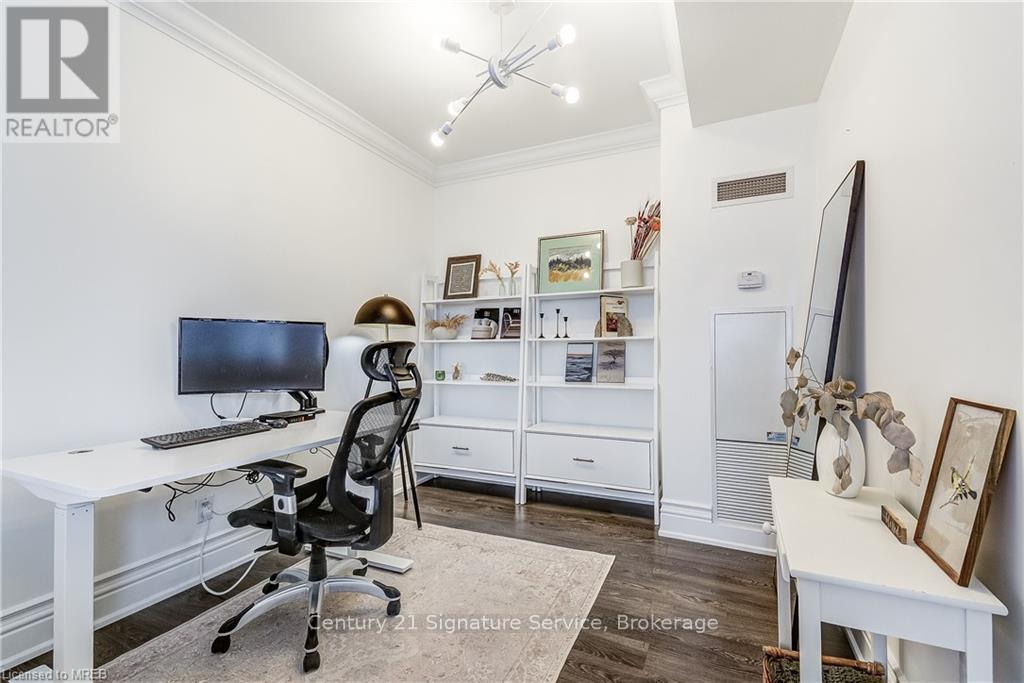 2202 - 388 Prince Of Wales Drive, Mississauga, Ontario  L5B 0A1 - Photo 27 - W12848362