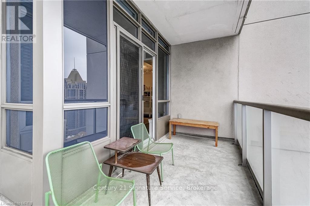 2202 - 388 Prince Of Wales Drive, Mississauga, Ontario  L5B 0A1 - Photo 37 - W12848362