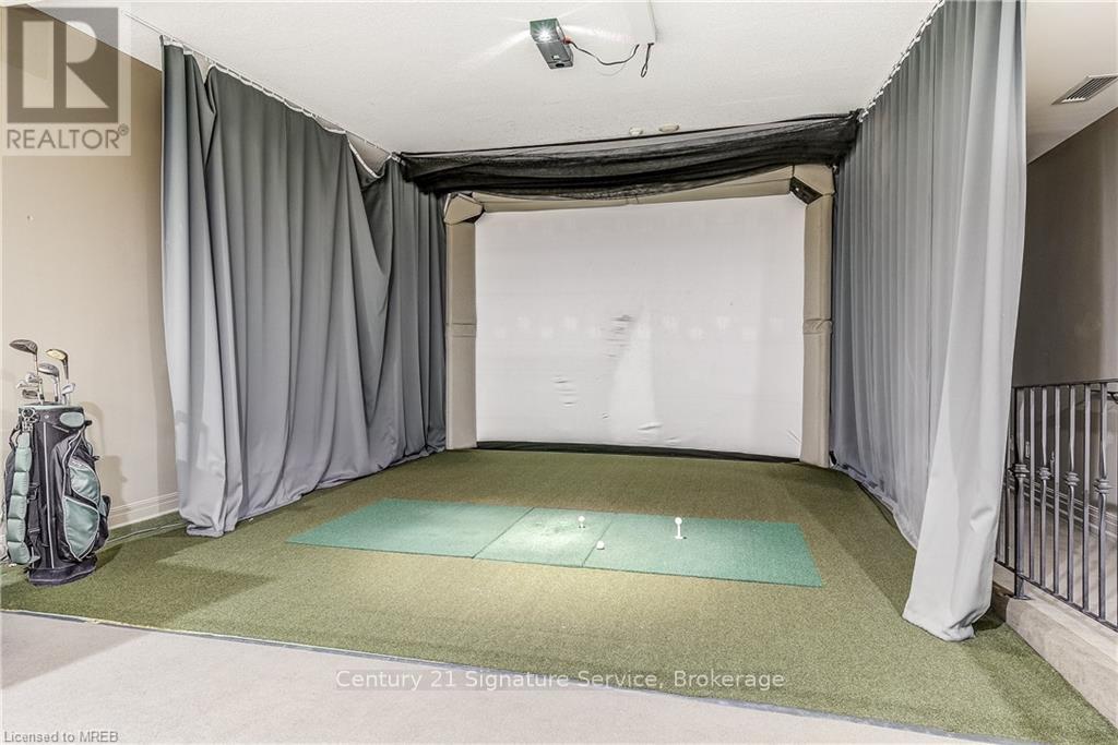 2202 - 388 Prince Of Wales Drive, Mississauga, Ontario  L5B 0A1 - Photo 43 - W12848362