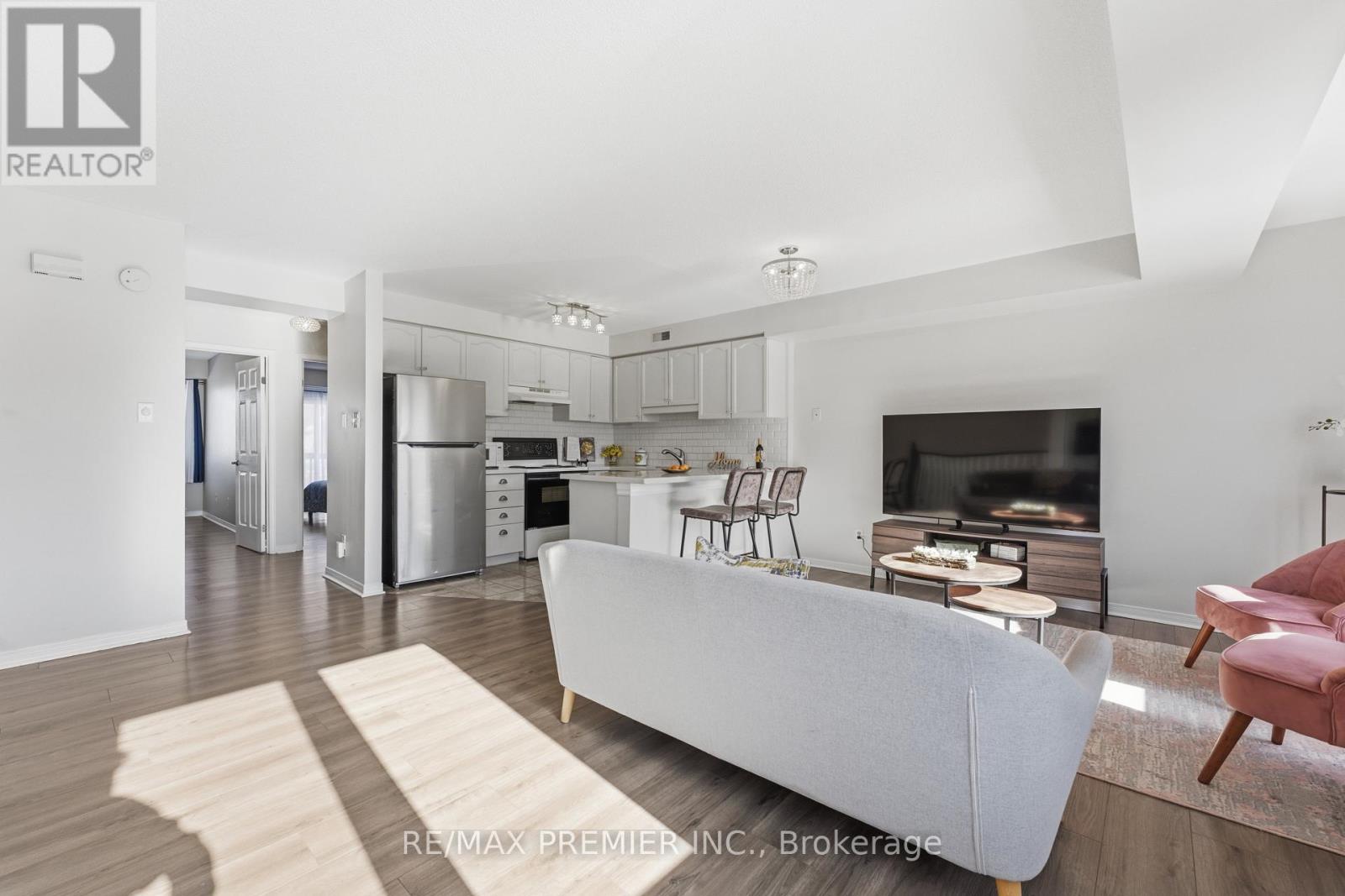 12 - 2120 Headon Road, Burlington, Ontario  L7M 4J9 - Photo 4 - W12848366