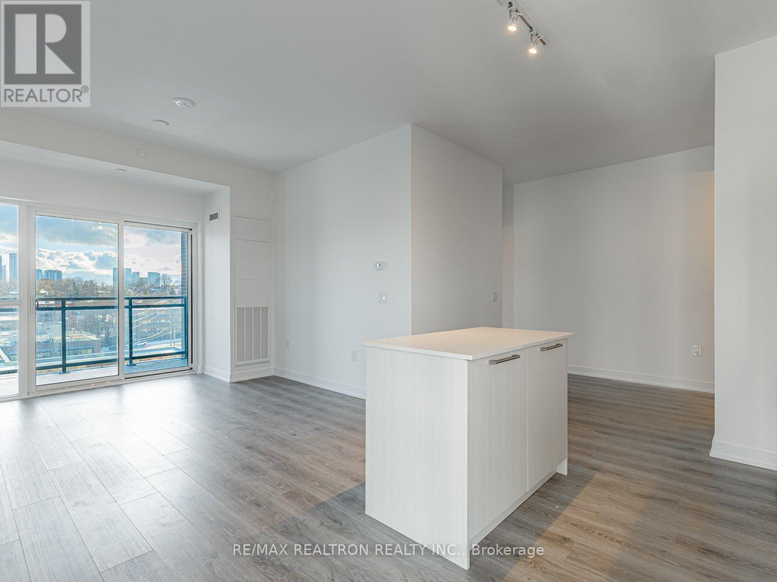 614 - 25 Neighbourhood Lane, Toronto, Ontario  M8Y 0C3 - Photo 17 - W12669944