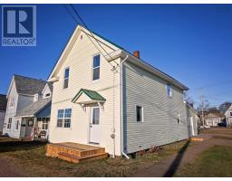 32 Douglas Avenue, Amherst, Nova Scotia