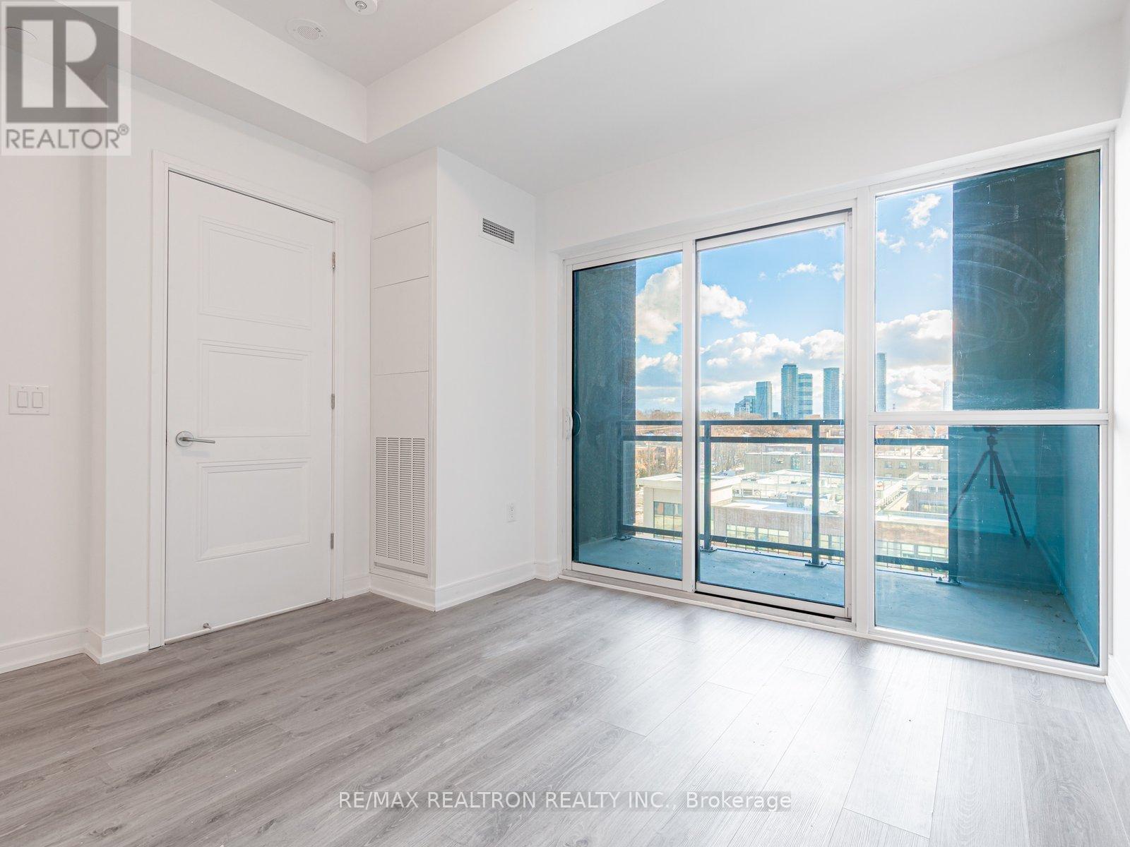 614 - 25 Neighbourhood Lane, Toronto, Ontario  M8Y 0C3 - Photo 10 - W12669944