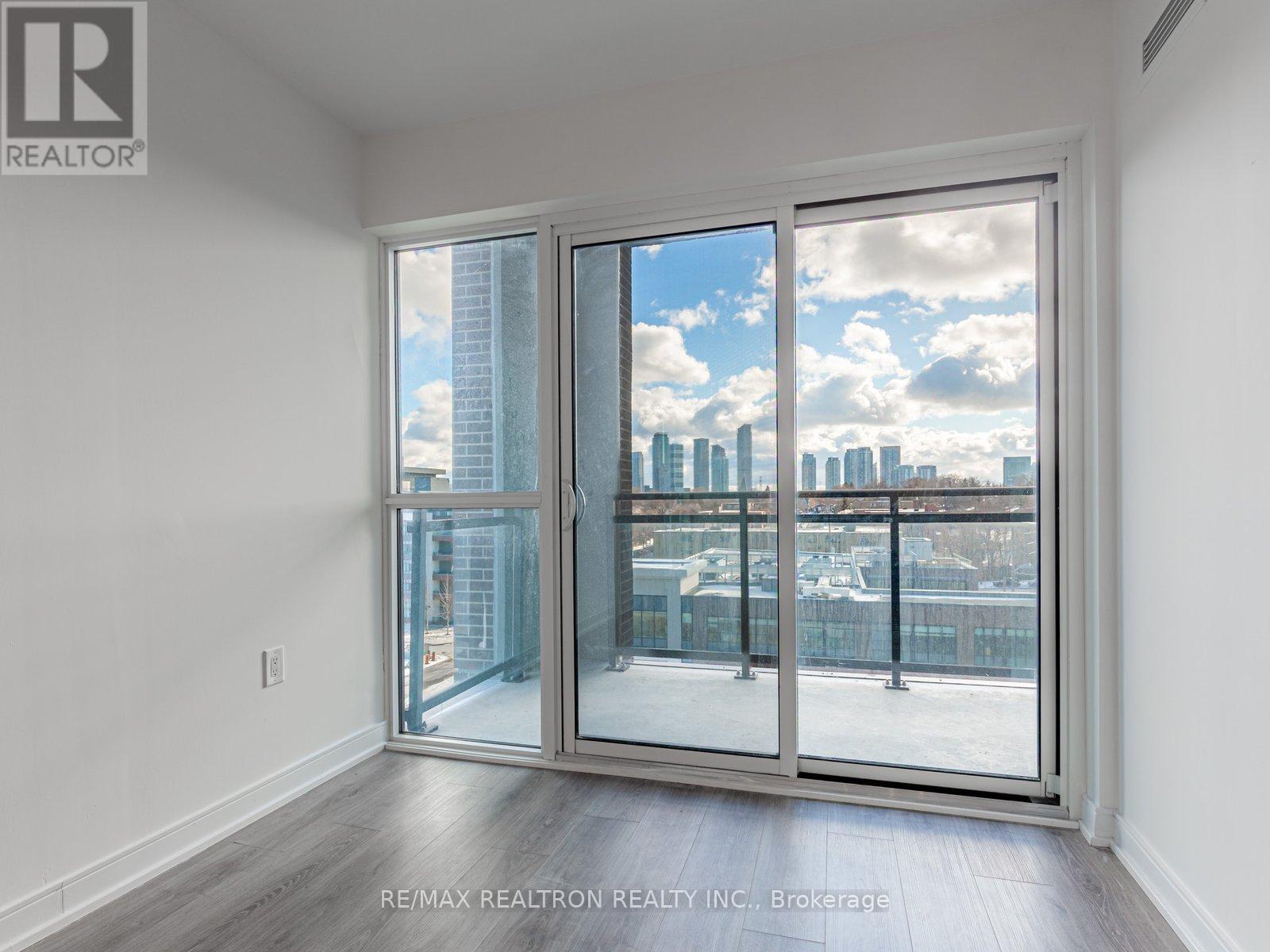 614 - 25 Neighbourhood Lane, Toronto, Ontario  M8Y 0C3 - Photo 8 - W12669944