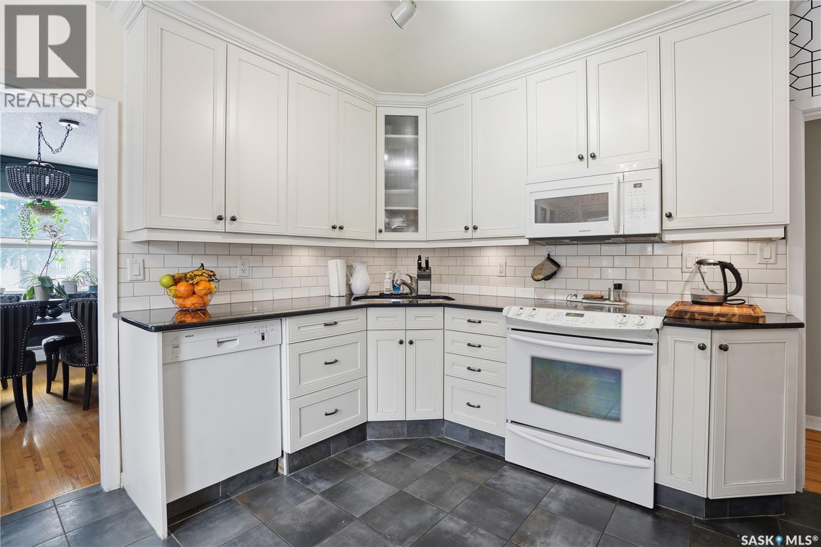 2804 Hill Avenue, Regina, Saskatchewan  S4S 0V7 - Photo 10 - SK029717