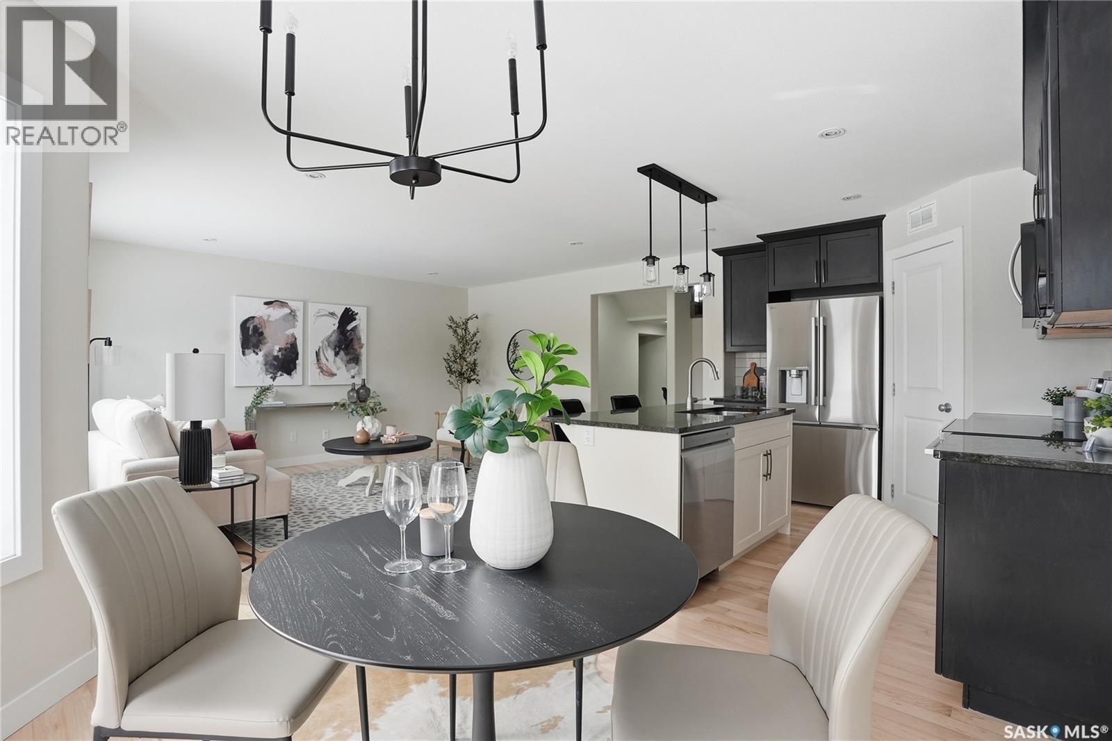 662 Sutter Bay, Saskatoon, Saskatchewan  S7T 0R5 - Photo 12 - SK029709