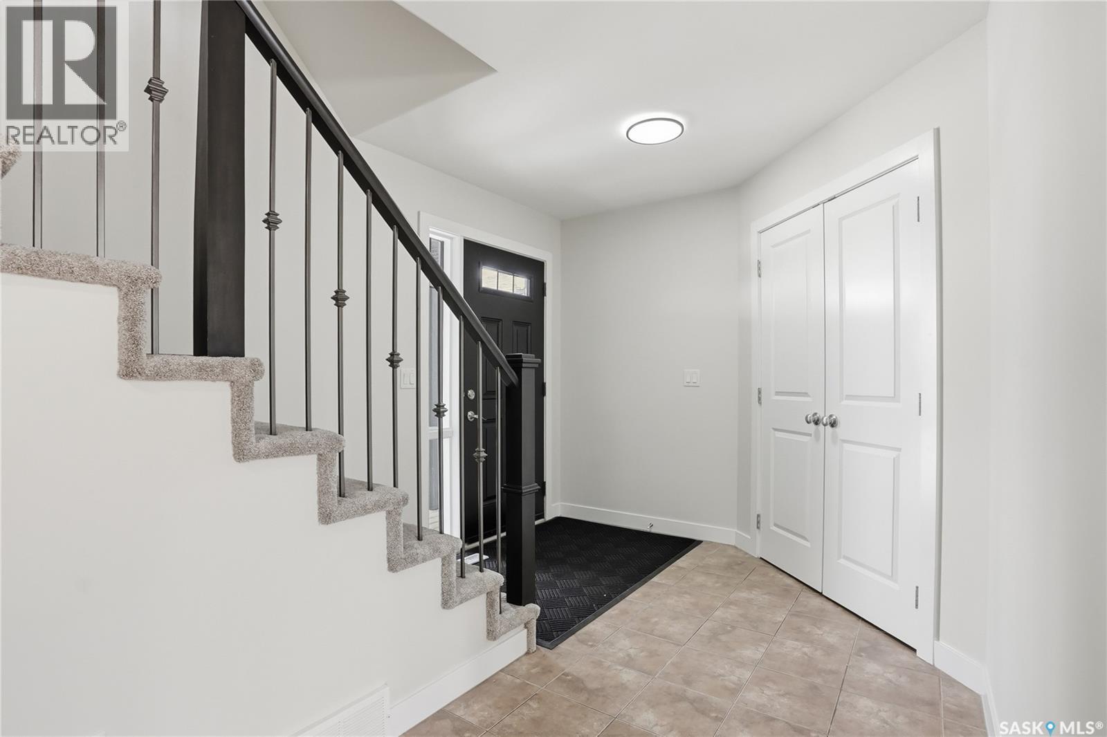 662 Sutter Bay, Saskatoon, Saskatchewan  S7T 0R5 - Photo 20 - SK029709