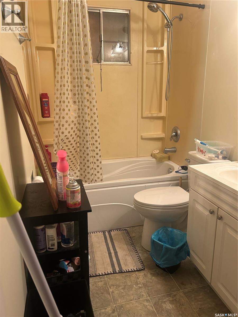 1822 110th Street, North Battleford, Saskatchewan  S9A 2Z7 - Photo 8 - SK029691