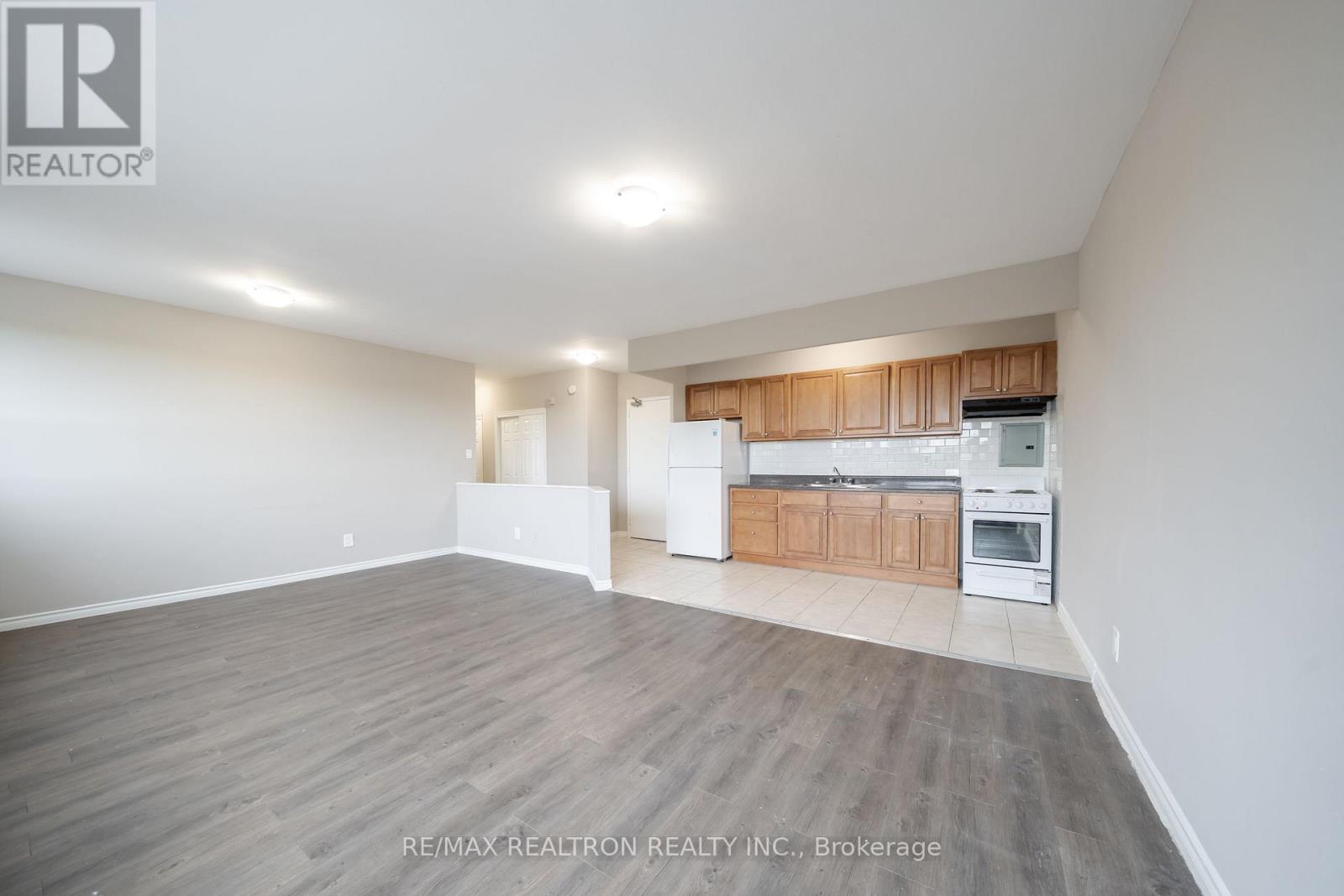 237c - 468 Ottawa Street, Hamilton, Ontario  L8H 4A6 - Photo 8 - X12781130