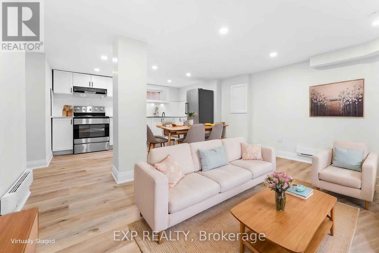 5 - 952 MAIN STREET E, Hamilton, Ontario