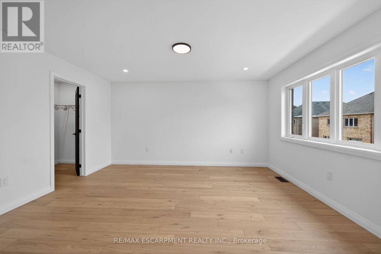 12 Shady Oaks Trail, Hamilton, Ontario  L9B 0E9 - Photo 28 - X12848002