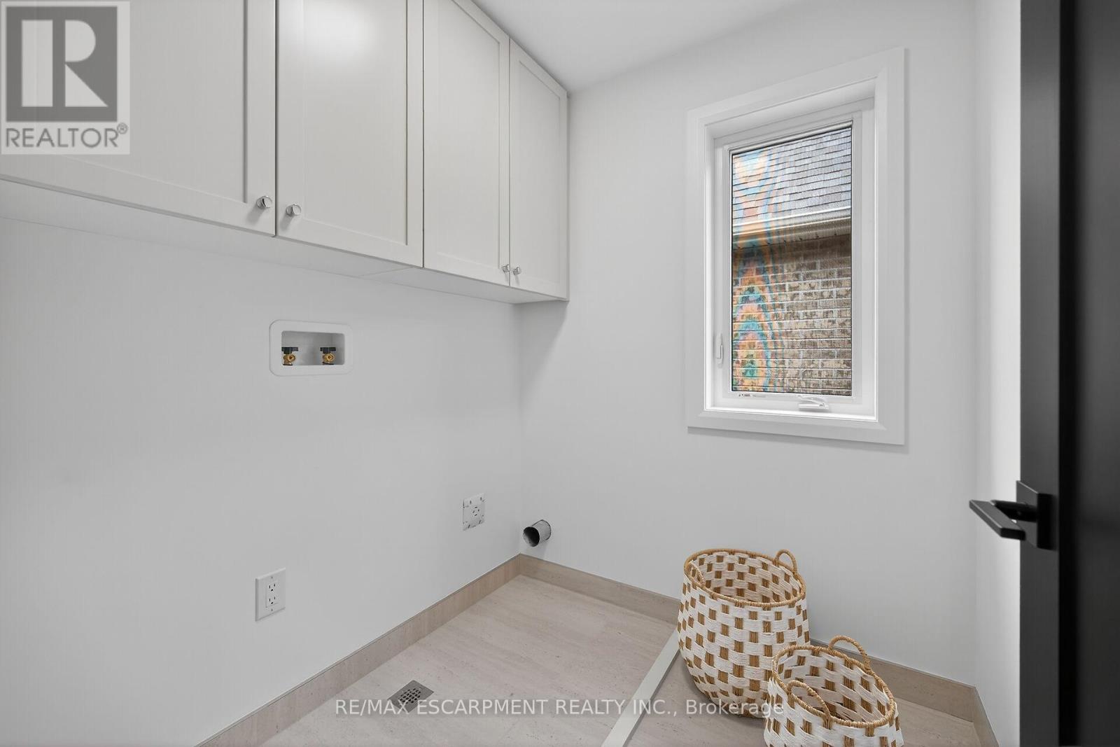 12 Shady Oaks Trail, Hamilton, Ontario  L9B 0E9 - Photo 42 - X12848002