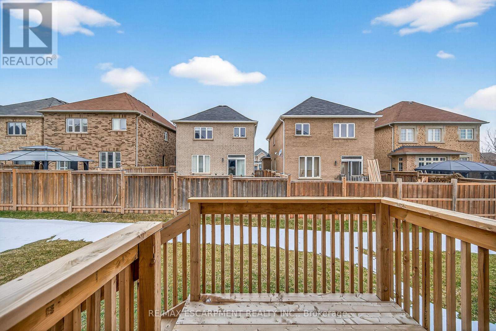 12 Shady Oaks Trail, Hamilton, Ontario  L9B 0E9 - Photo 46 - X12848002