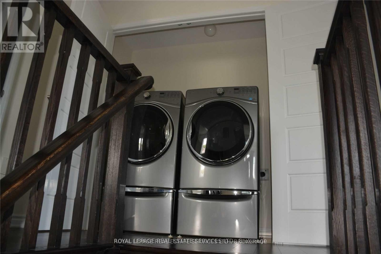 98 Mcmonies Drive, Hamilton, Ontario  L8B 0A6 - Photo 35 - X12848126