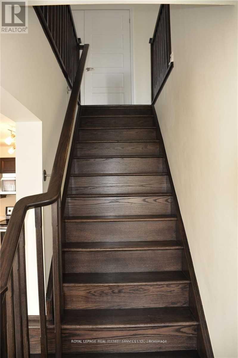 98 Mcmonies Drive, Hamilton, Ontario  L8B 0A6 - Photo 37 - X12848126