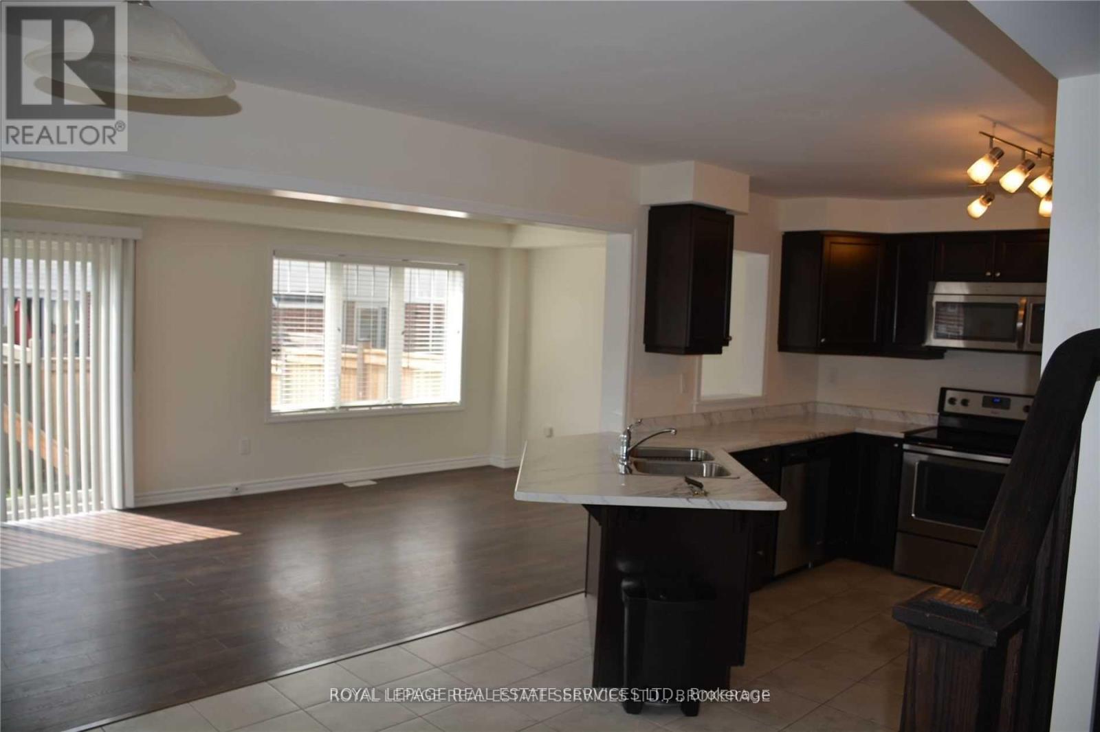 98 Mcmonies Drive, Hamilton, Ontario  L8B 0A6 - Photo 9 - X12848126