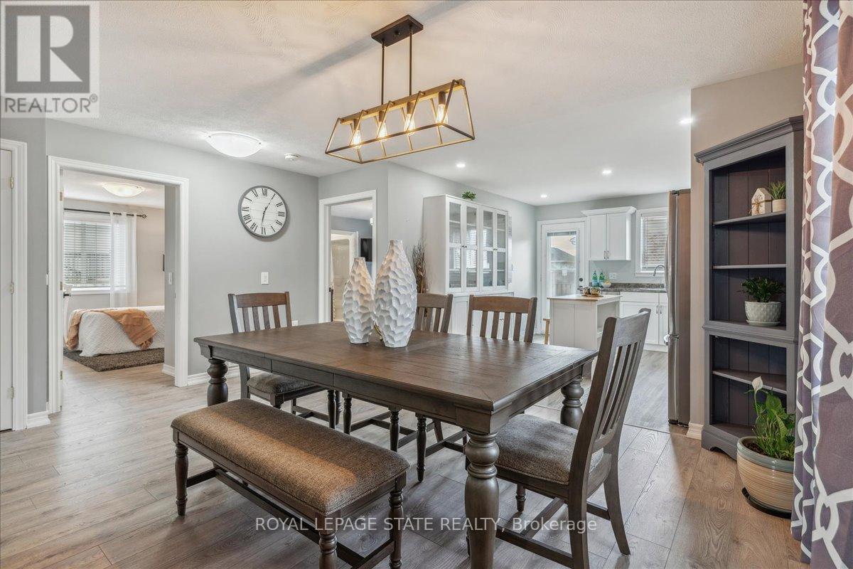 29 Mapleview Drive, Haldimand, Ontario  N0A 1H0 - Photo 2 - X12848168