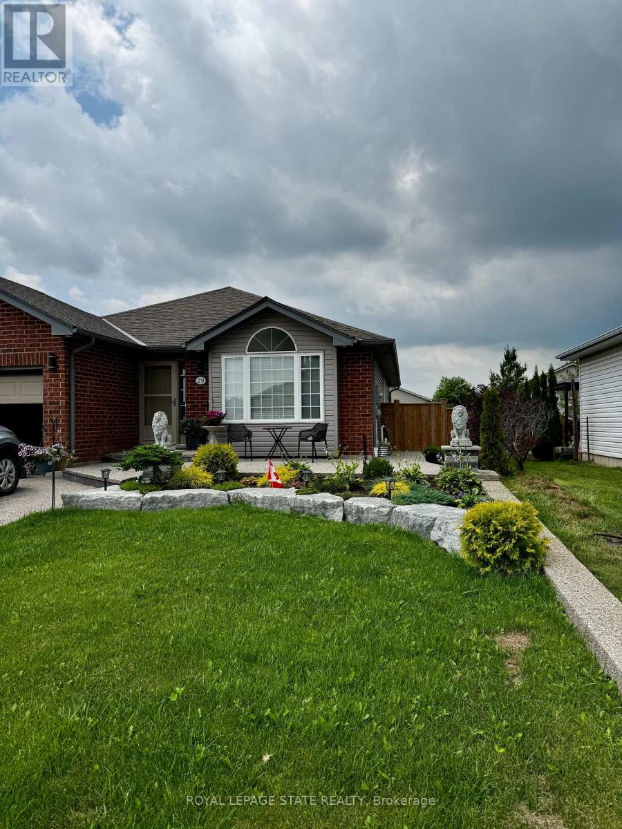 29 Mapleview Drive, Haldimand, Ontario  N0A 1H0 - Photo 43 - X12848168