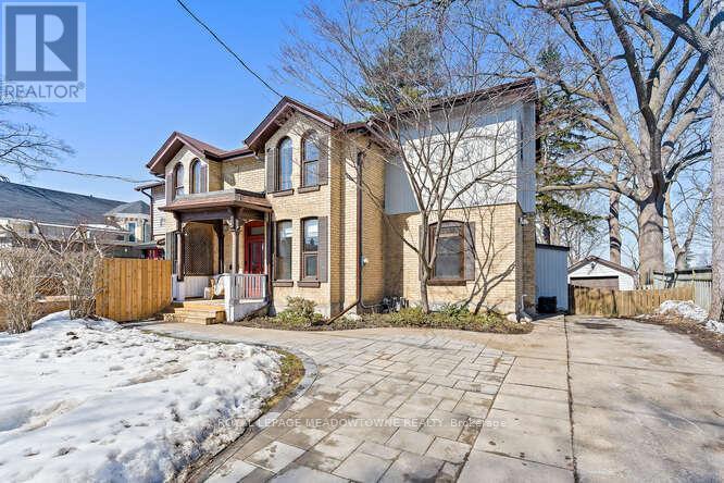 84 Mcnaughton Street, Cambridge, Ontario  N1R 1Z4 - Photo 3 - X12848170