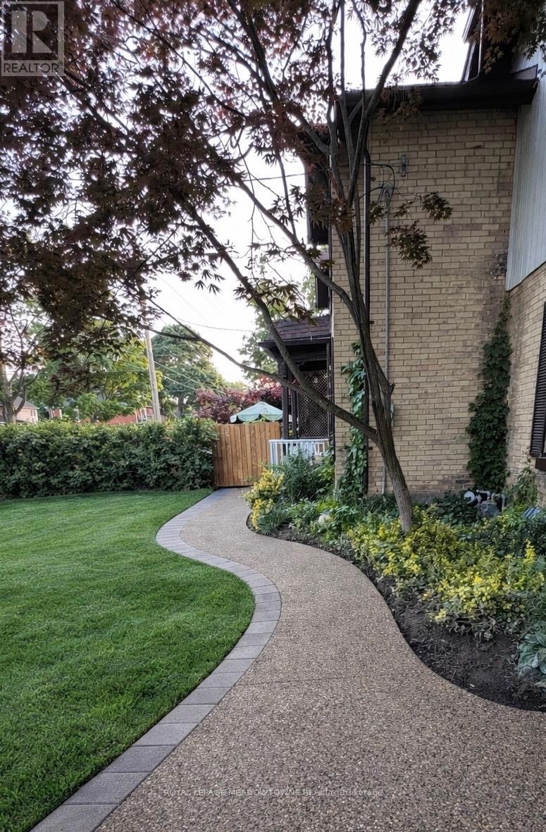 84 Mcnaughton Street, Cambridge, Ontario  N1R 1Z4 - Photo 4 - X12848170