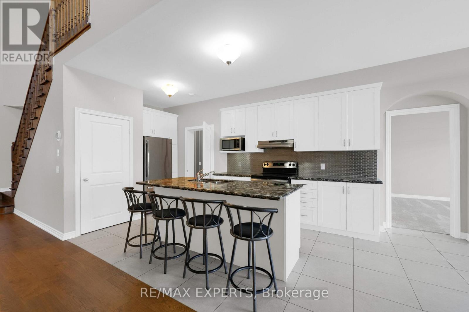 4367 Chemonda Street, Niagara Falls, Ontario  L2G 0E9 - Photo 11 - X12848196