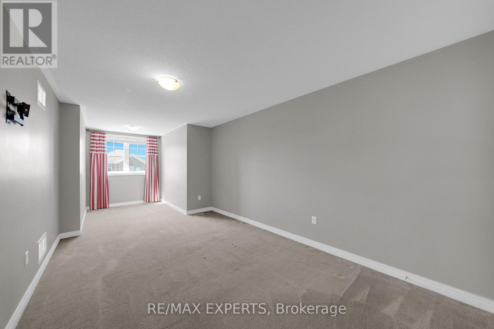 4367 Chemonda Street, Niagara Falls, Ontario  L2G 0E9 - Photo 27 - X12848196