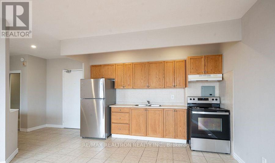 334d - 468 Ottawa Street N, Hamilton, Ontario  L8H 4A6 - Photo 7 - X12802392