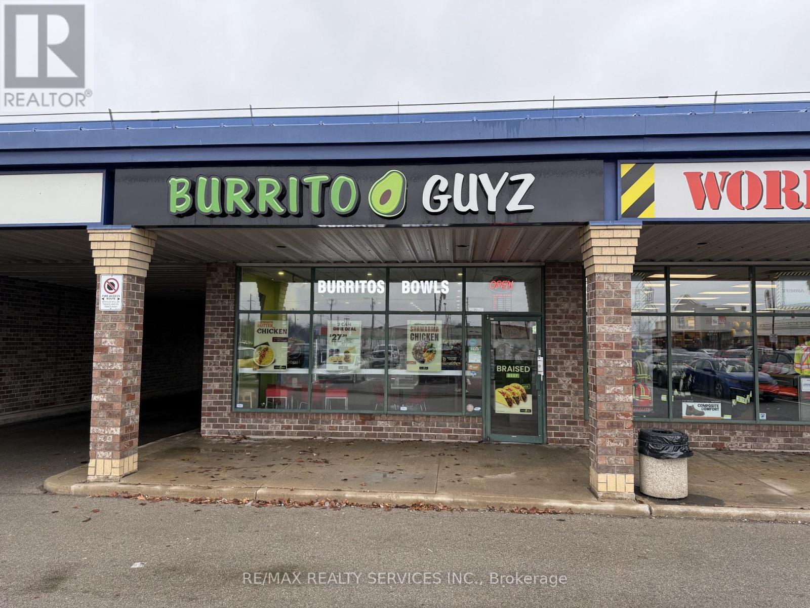 10 - 2255 BARTON STREET E, Hamilton, Ontario