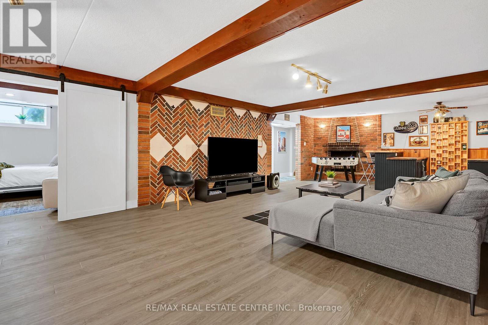 217 Jones Road, Hamilton, Ontario  L8E 5J4 - Photo 37 - X12848346