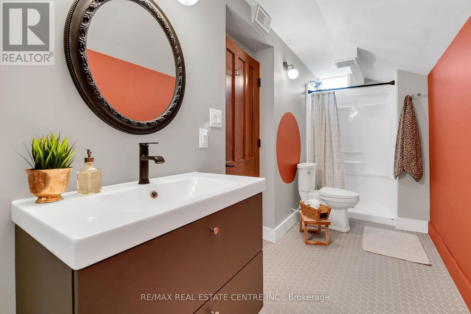 217 Jones Road, Hamilton, Ontario  L8E 5J4 - Photo 39 - X12848346