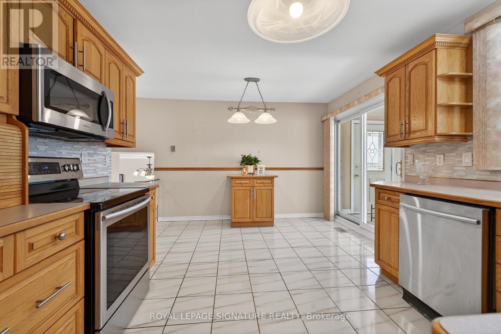 897 Pembridge Crescent, Kingston (South Of Taylor-Kidd Blvd), Ontario  K7M 6C6 - Photo 13 - X12848360