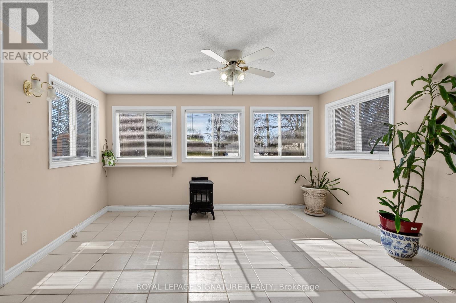 897 Pembridge Crescent, Kingston (South Of Taylor-Kidd Blvd), Ontario  K7M 6C6 - Photo 15 - X12848360