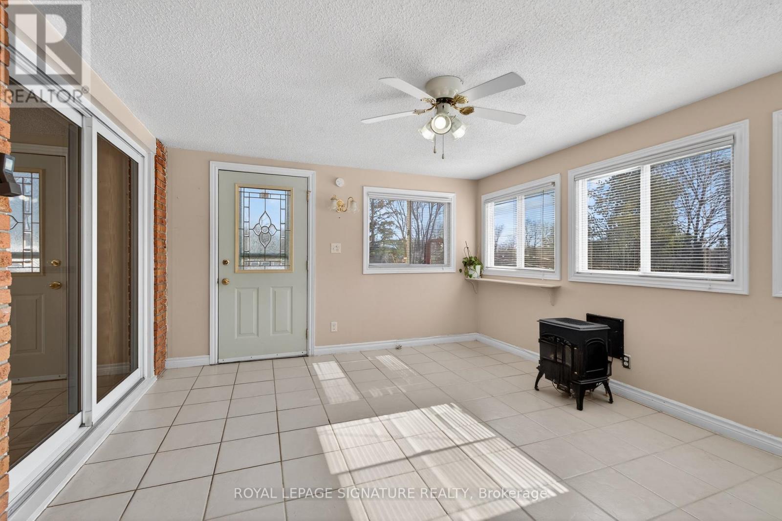 897 Pembridge Crescent, Kingston (South Of Taylor-Kidd Blvd), Ontario  K7M 6C6 - Photo 16 - X12848360