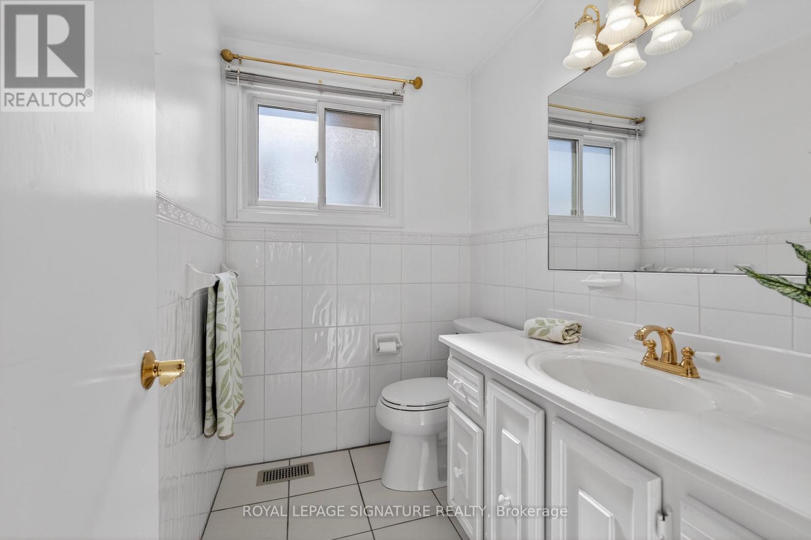 897 Pembridge Crescent, Kingston (South Of Taylor-Kidd Blvd), Ontario  K7M 6C6 - Photo 7 - X12848360