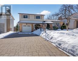 897 PEMBRIDGE CRESCENT, Kingston, Ontario