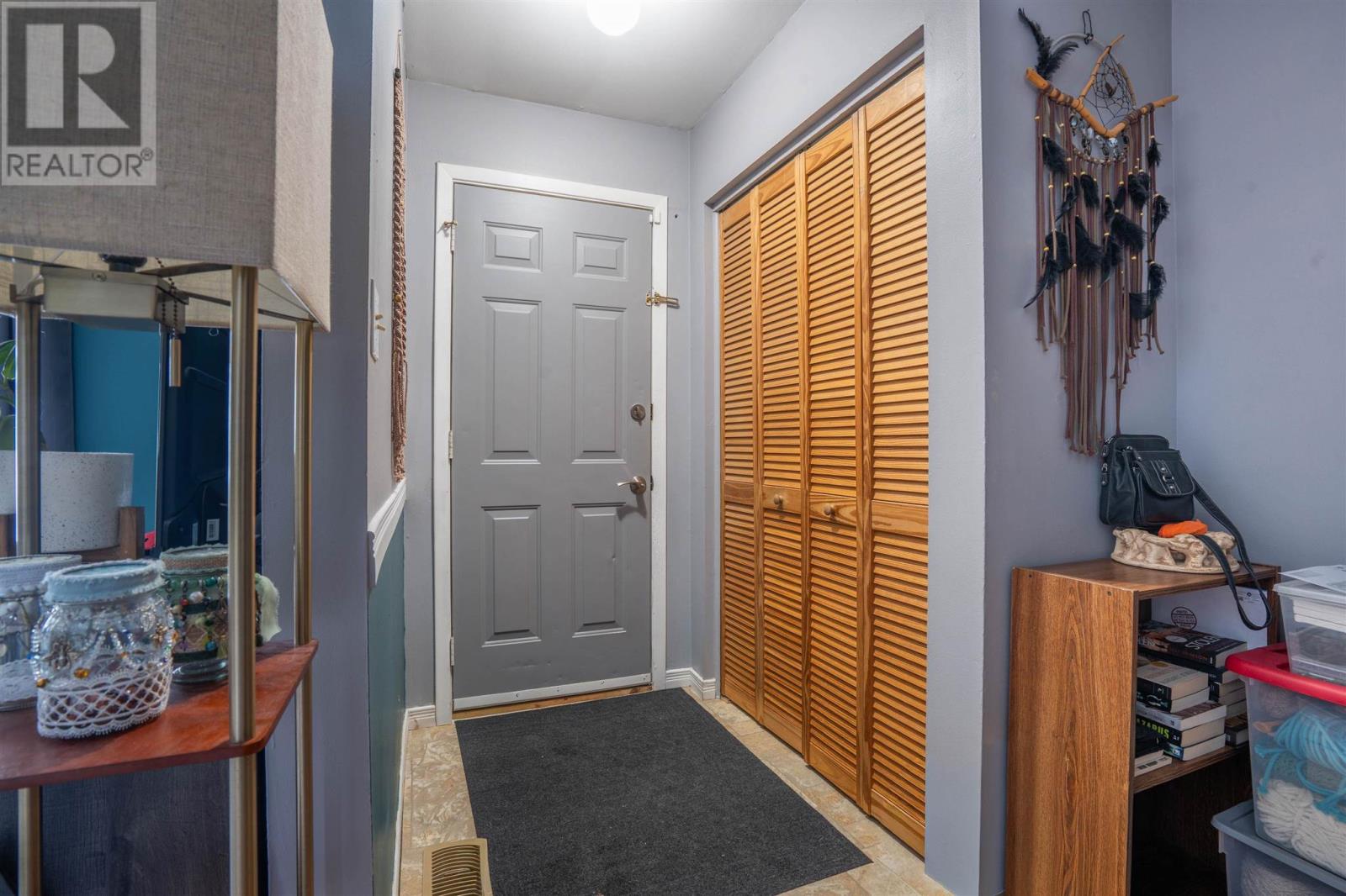 46 Copernicus Dr, Sault Ste. Marie, Ontario  P6A 6H2 - Photo 2 - SM260415