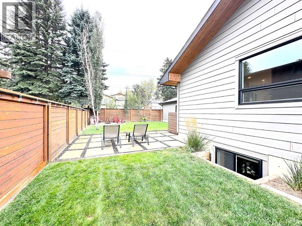 139 Wildwood Drive Sw, Calgary, Alberta  T3C 3C7 - Photo 38 - A2261636