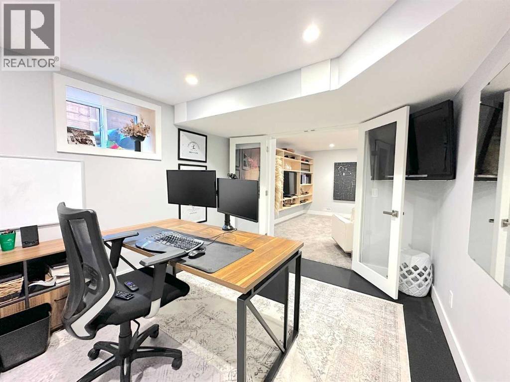 139 Wildwood Drive Sw, Calgary, Alberta  T3C 3C7 - Photo 29 - A2261636