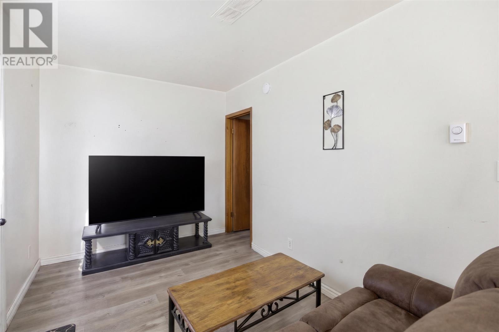 689 Wellington St W, Sault Ste. Marie, Ontario  P6C 3V3 - Photo 24 - SM260417