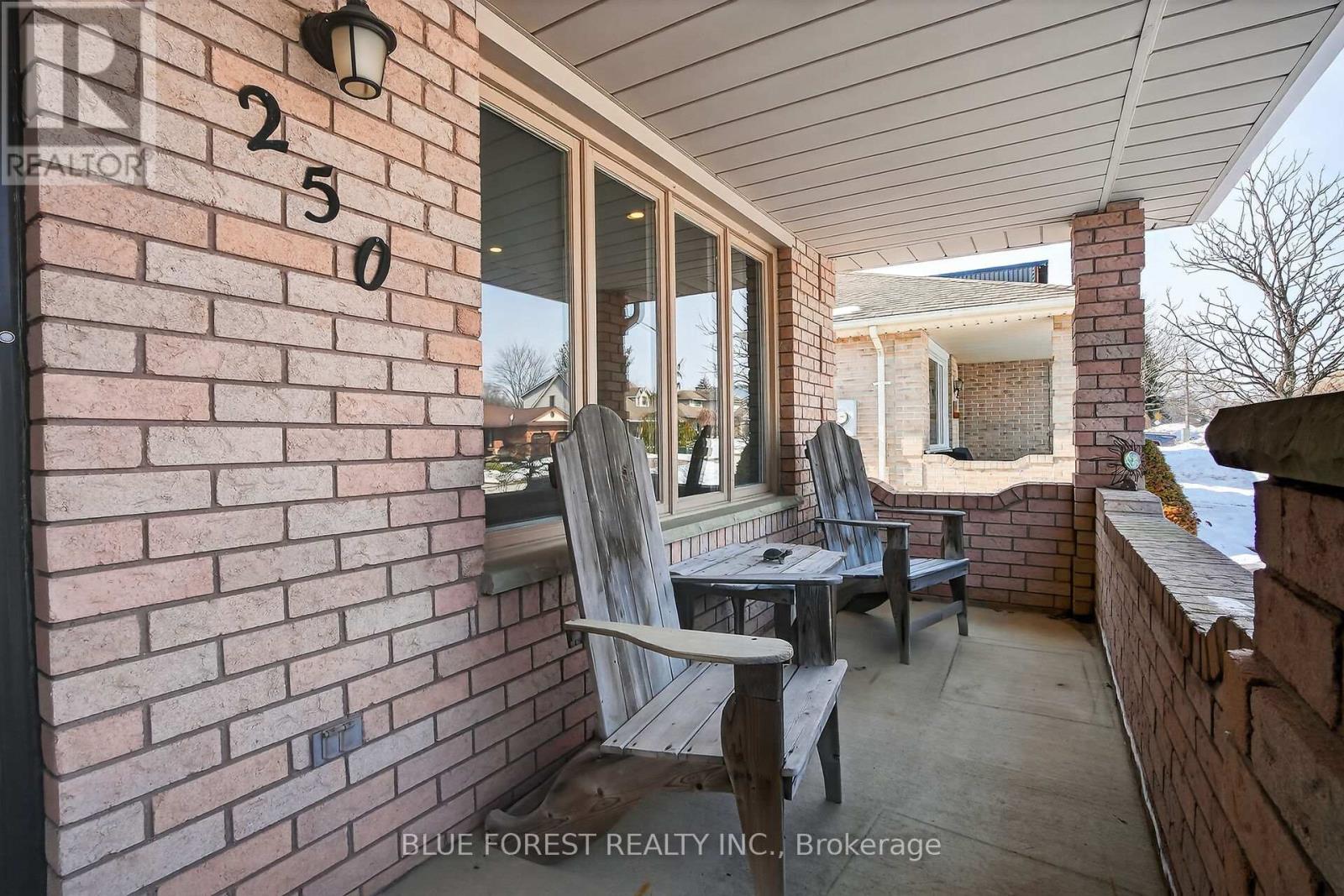 250 Alder Road, Ingersoll, Ontario  N5C 3Z2 - Photo 4 - X12848502