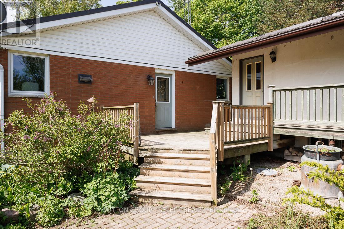 37364 Londesboro Road, Ashfield-Colborne-Wawanosh, Ontario  N7A 3Y1 - Photo 4 - X12848504