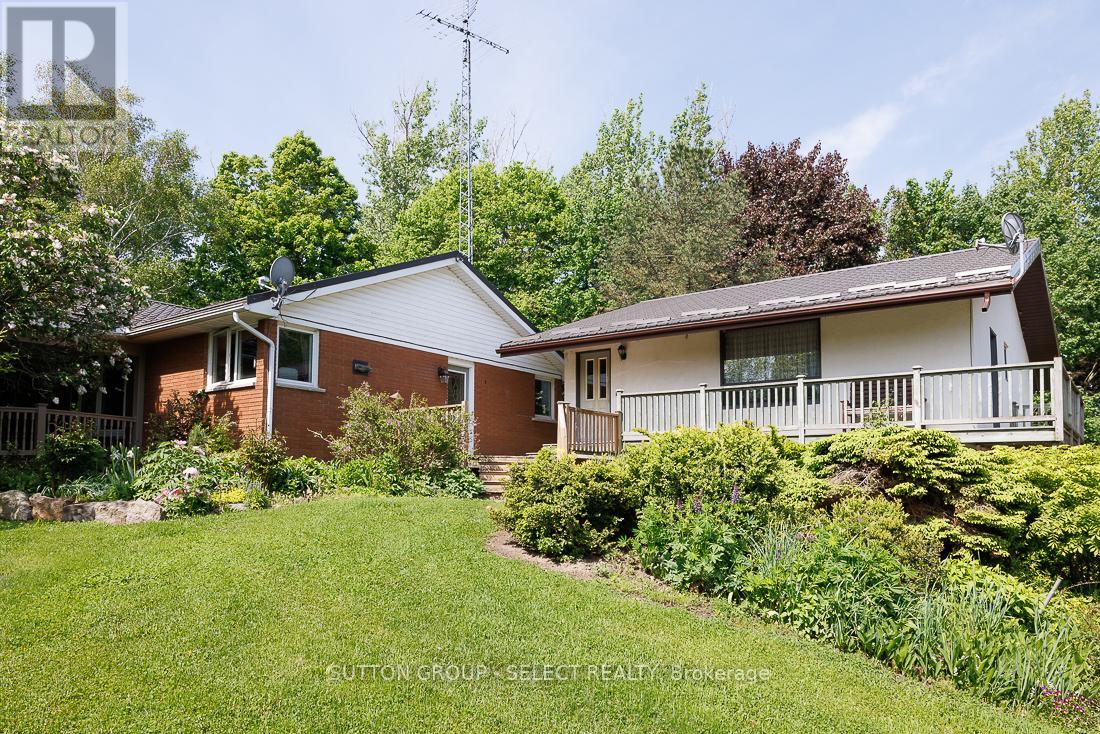 37364 Londesboro Road, Ashfield-Colborne-Wawanosh, Ontario  N7A 3Y1 - Photo 5 - X12848504