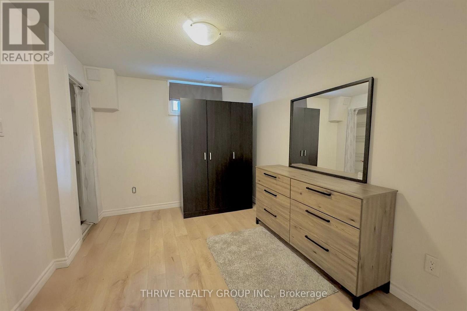 Lower - 632 Sherene Terrace, London North, Ontario  N6H 3K1 - Photo 9 - X12848574